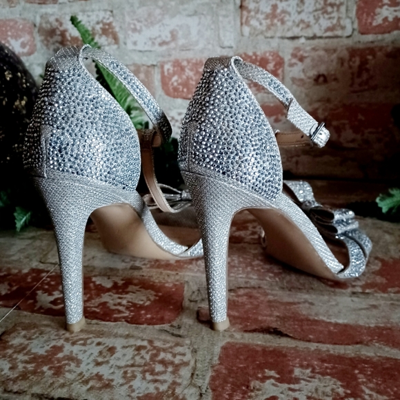 Kate Preston Lula Rhinestone Bow Ankle Sandal - Picture 4 of 16